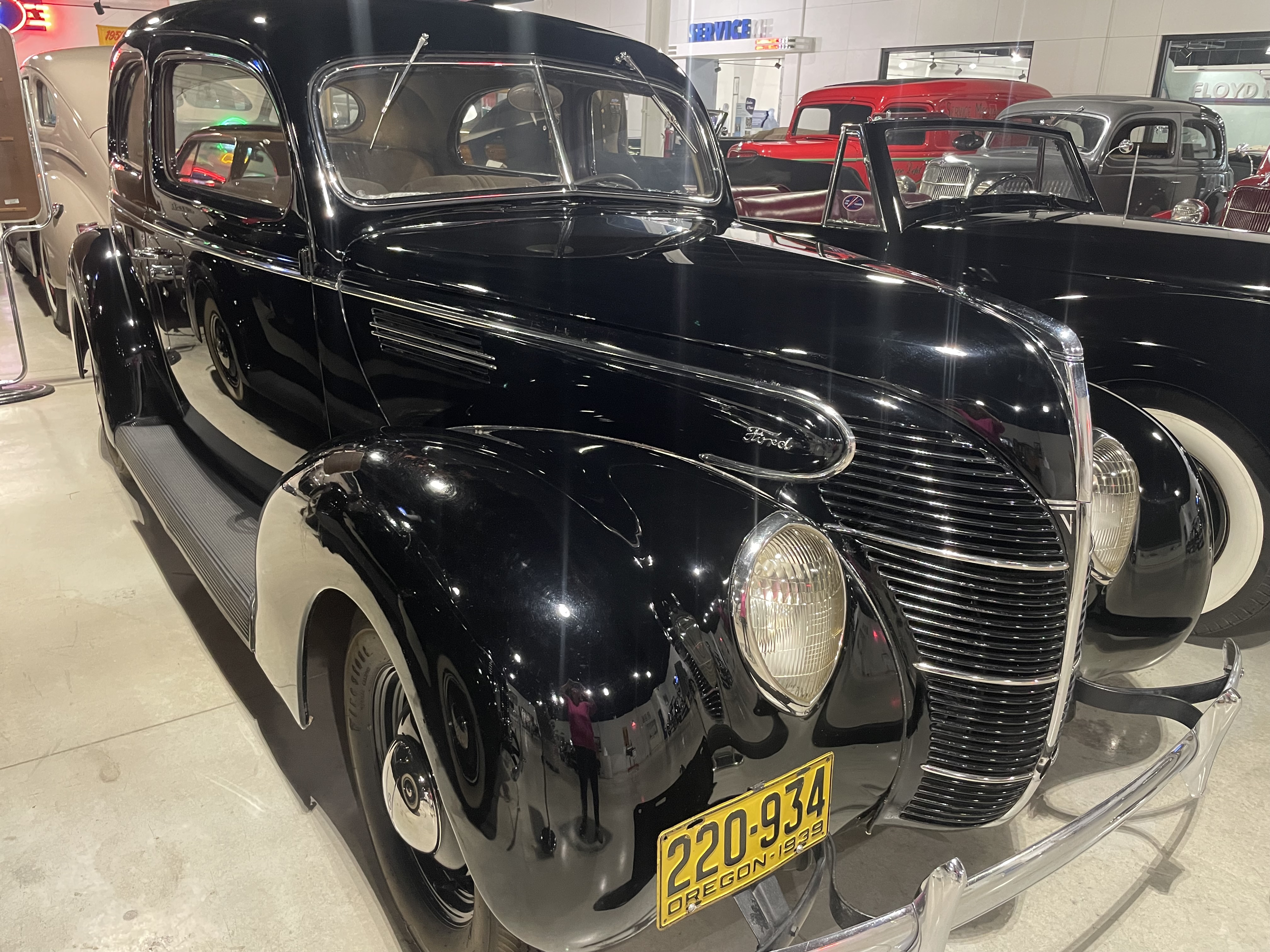 1939 Ford Standard Tudor Sedan
