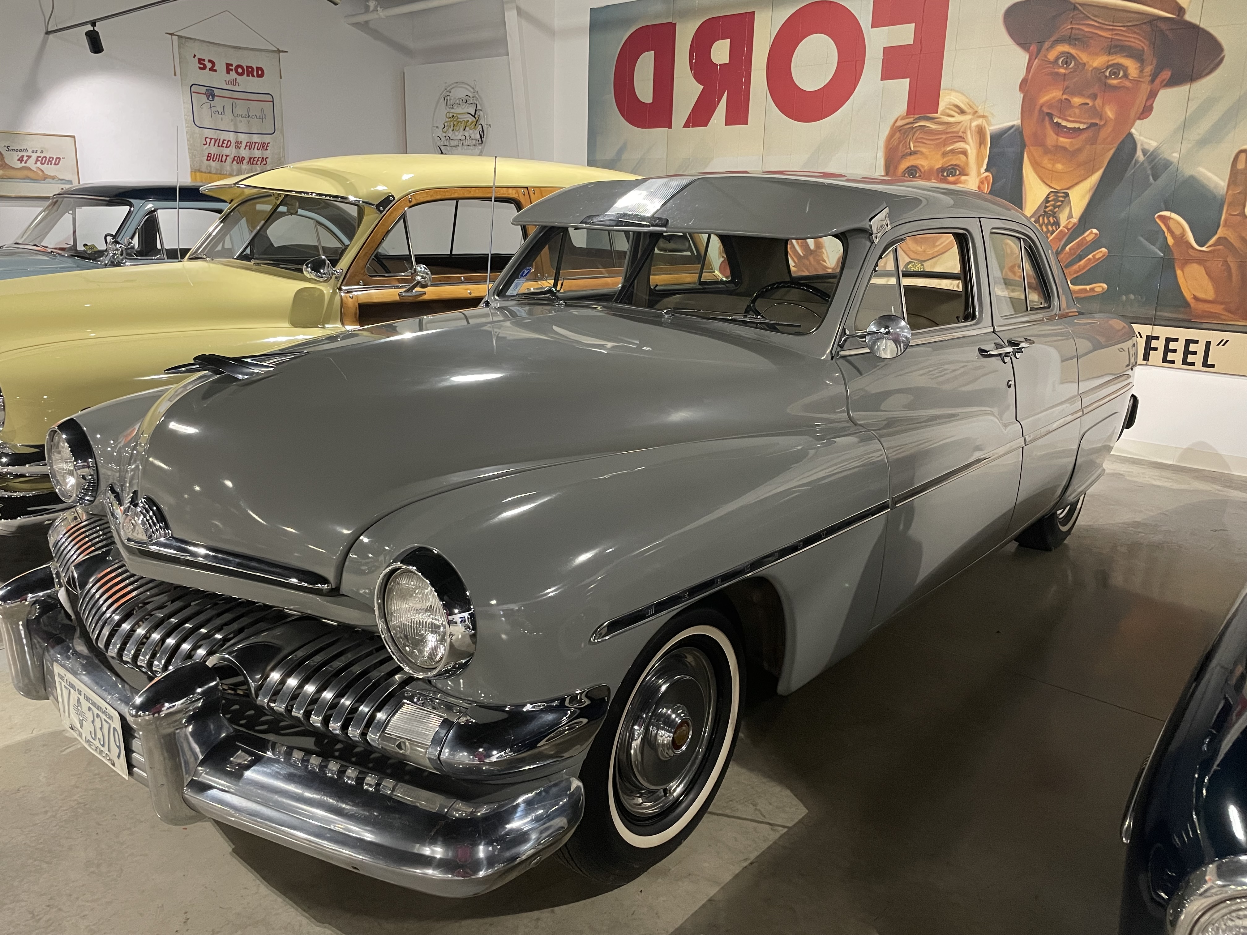 1951 Mercury Sport Sedan