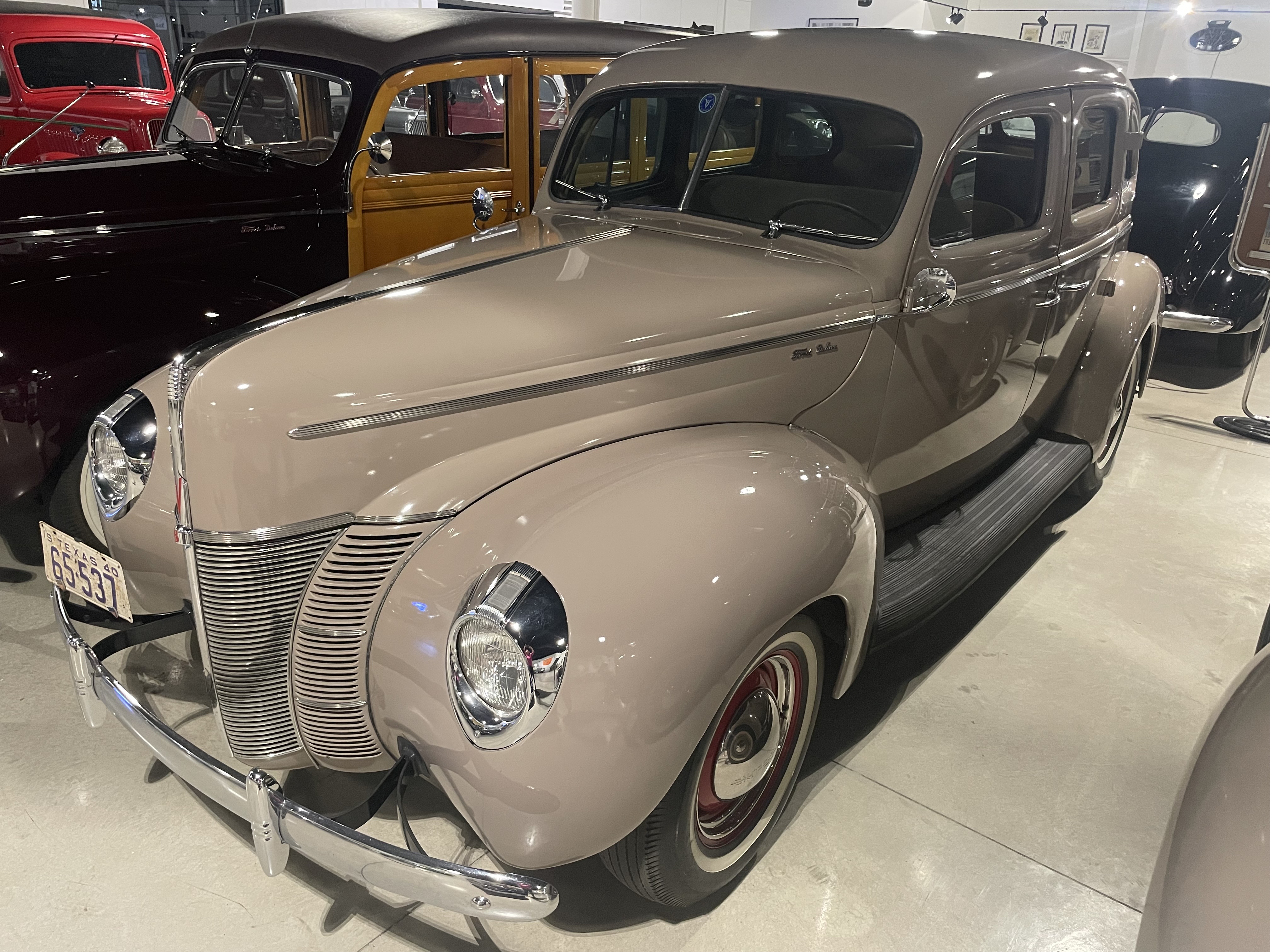 1940 Ford Deluxe Sedan