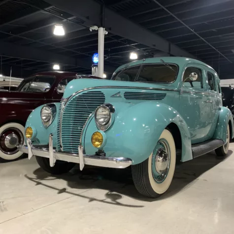 1938 Ford Deluxe Fordor Sedan