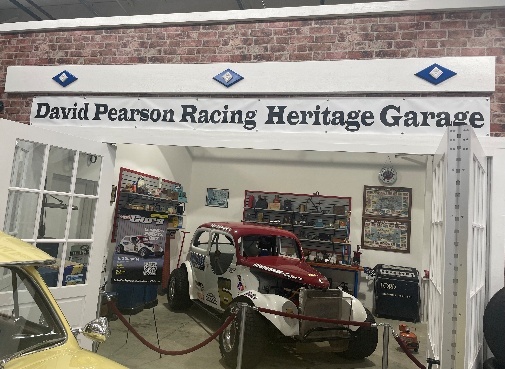 Mechanics Garage 01