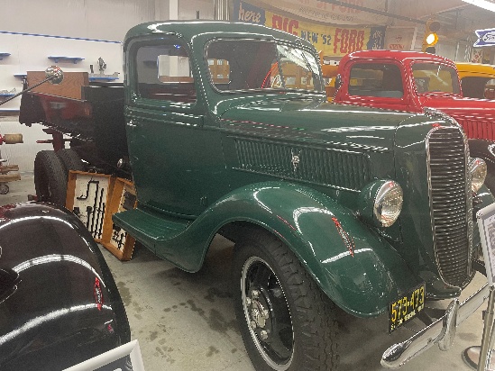 Trucks 02